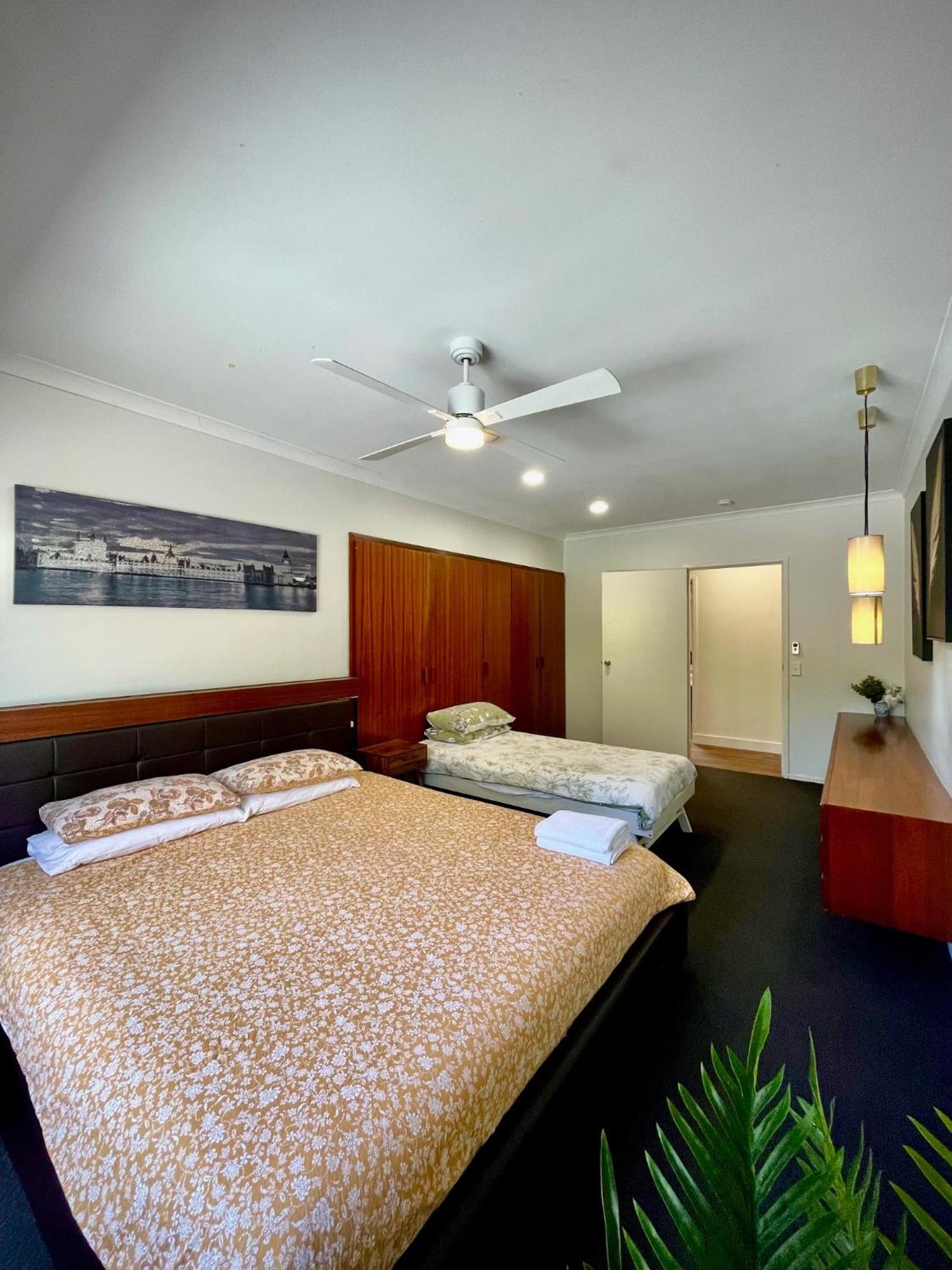 Spacious Hideaway Retreat, Brookfield, Brisbane Bagian luar foto