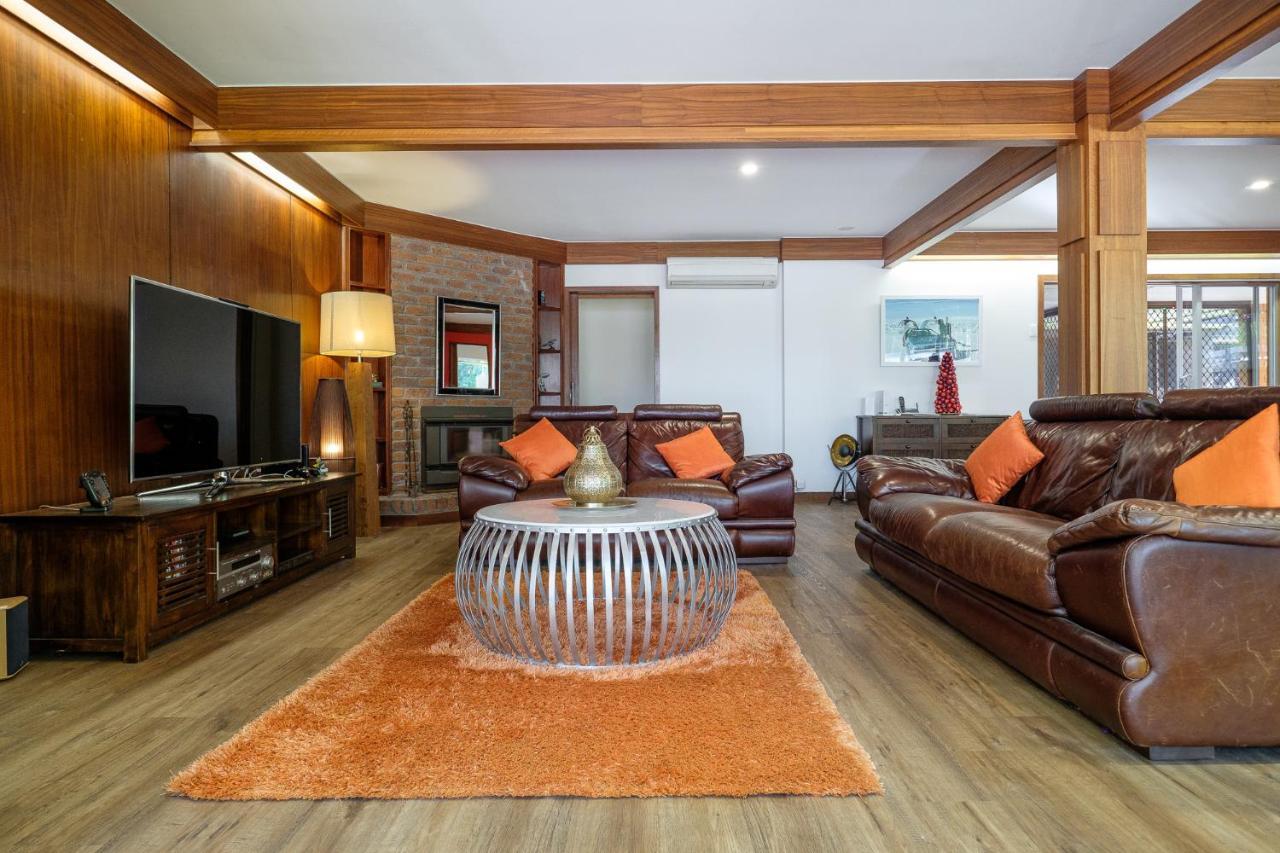 Spacious Hideaway Retreat, Brookfield, Brisbane Bagian luar foto