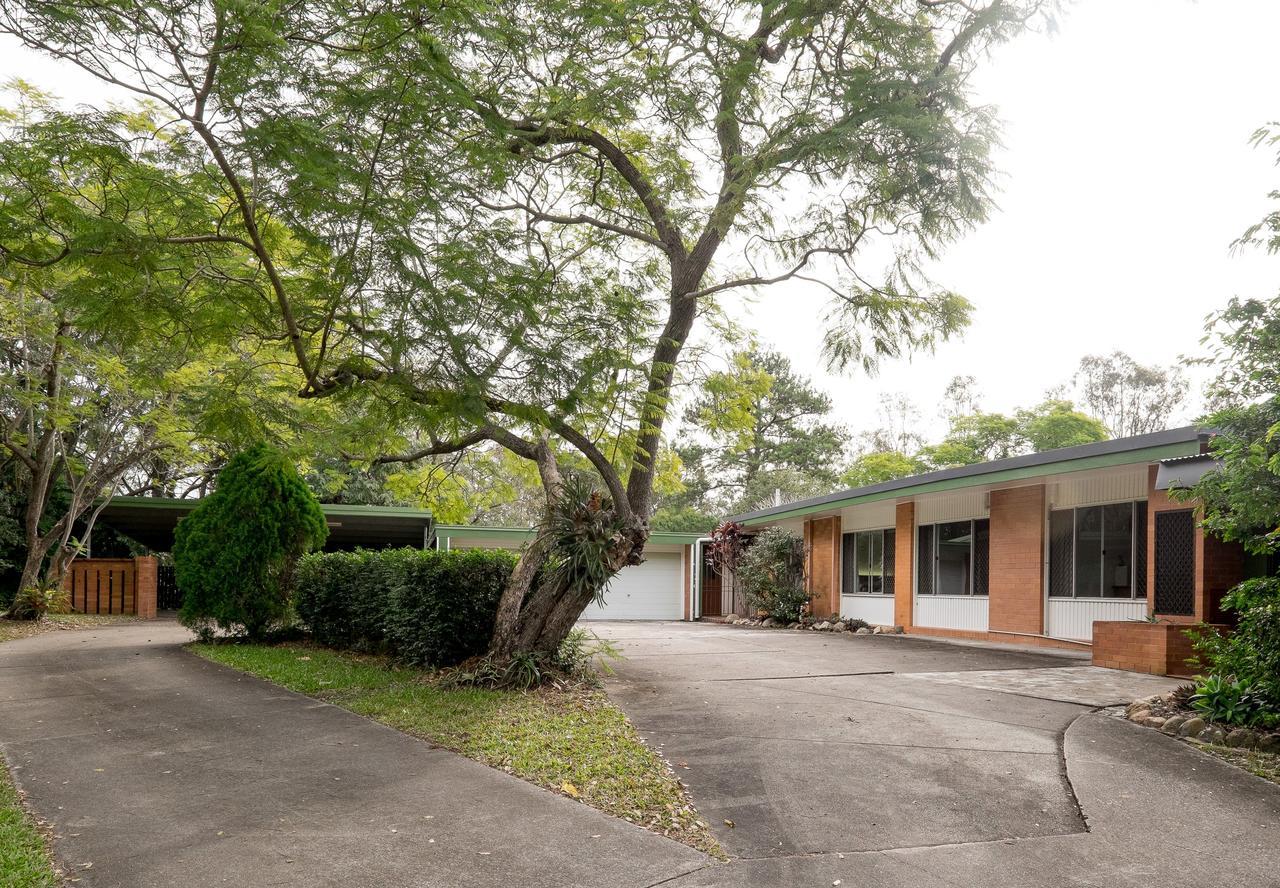 Spacious Hideaway Retreat, Brookfield, Brisbane Bagian luar foto